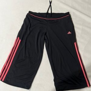 Adidas women’s activewear outerwear good condition